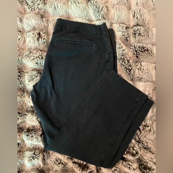 Maternity Pixie Capris Pants - Black Size 10 - Picture 1 of 8